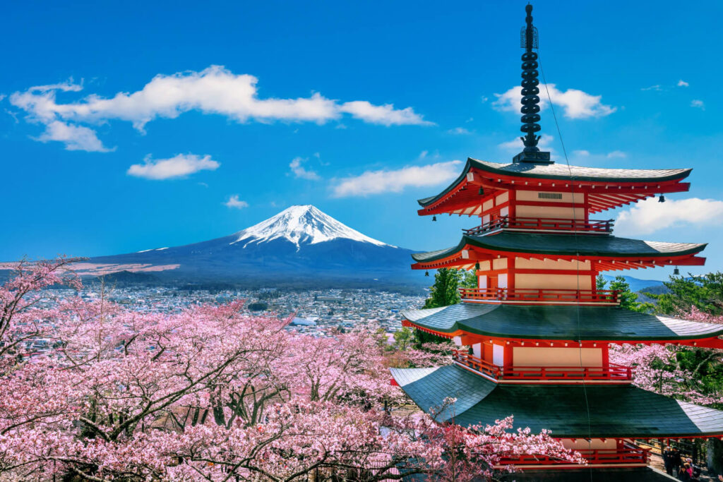 Top 10 des voyages à réaliser en 2025 : destinations d'exception et expériences inoubliables 4 Japon : Top 10 des voyages à réaliser en 2025