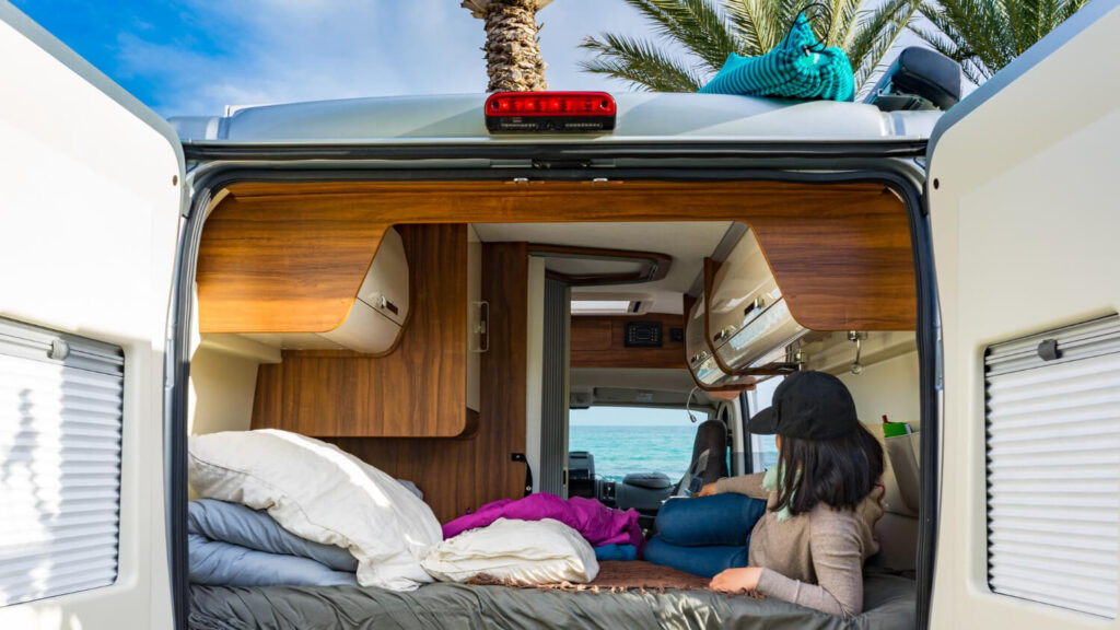 Armaflex vs K-Flex : quel isolant choisir ? 3 isolant camping car : Armaflex vs K-Flex
